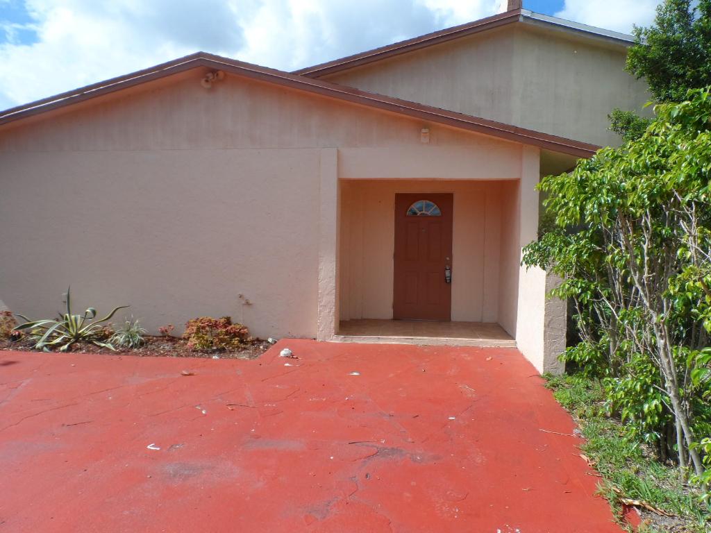 5918 S Rue Road, West Palm Beach, Fl 33415 Property Photo 1