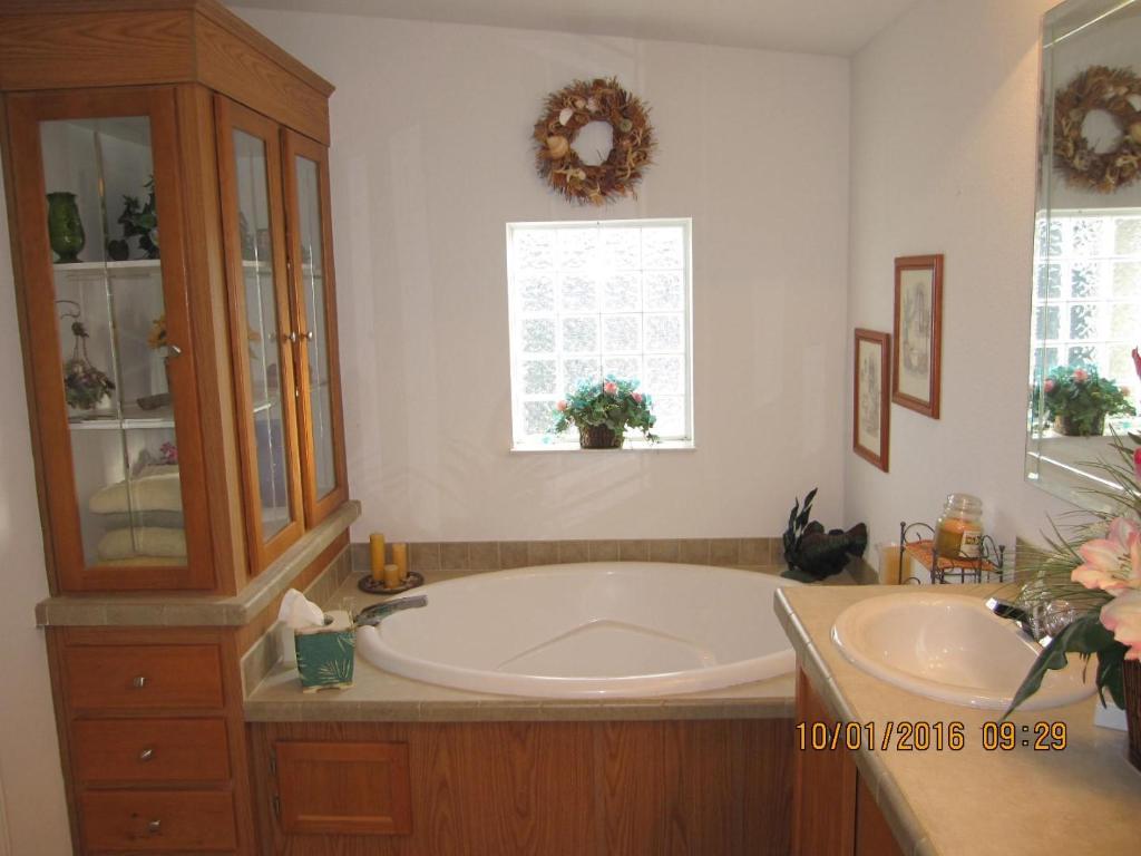 8101 Se 99th Trail Property Photo 6