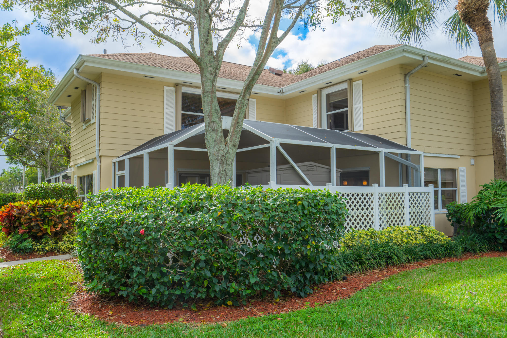 7102 Dryden Court Property Photo 1