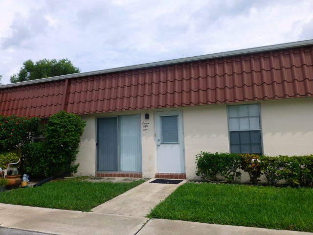 756 Nantucket Cir Property Photo 1