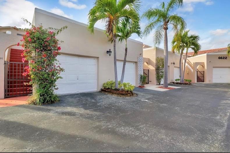 6622 Villa Sonrisa Drive 821 Property Photo 1