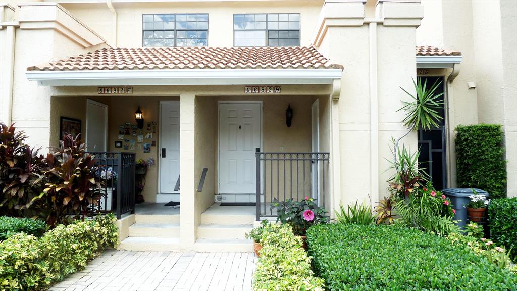 6682 Montego Bay Boulevard H Property Photo 1