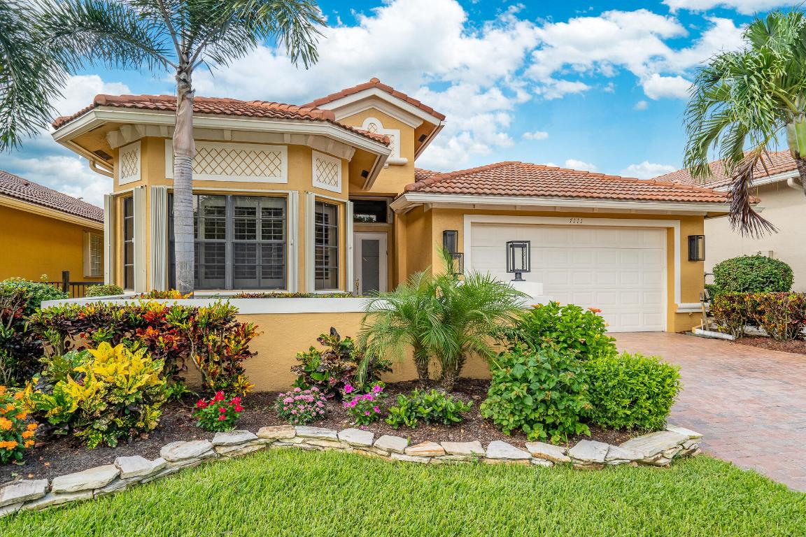 R10732653 Property Photo 1