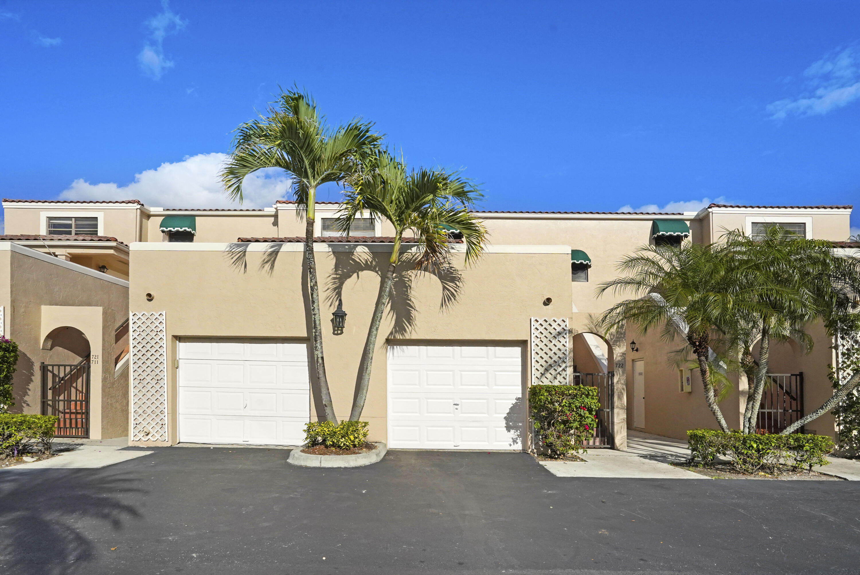6630 Villa Sonrisa Drive 722 Property Photo 1