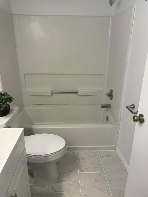 2203 Northlake Drive 2203 Property Photo 16