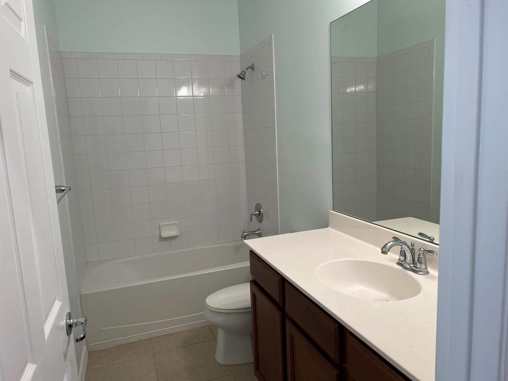 3228 S Caroline Drive Property Photo 15