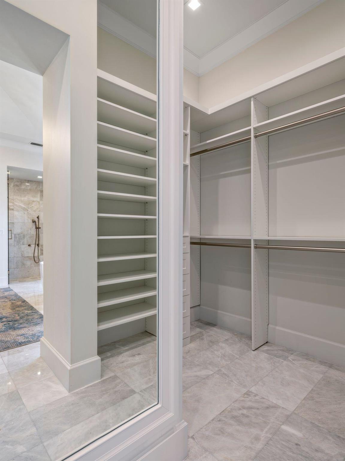 2913 Bluewater Cove Property Photo 25