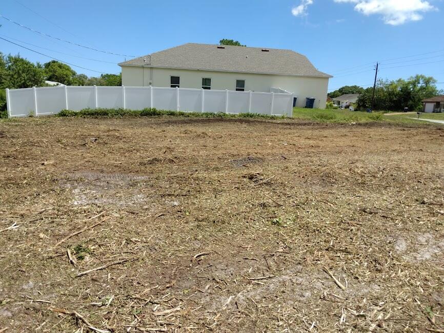 1571 Wyoming Drive Drive Se Property Photo 1