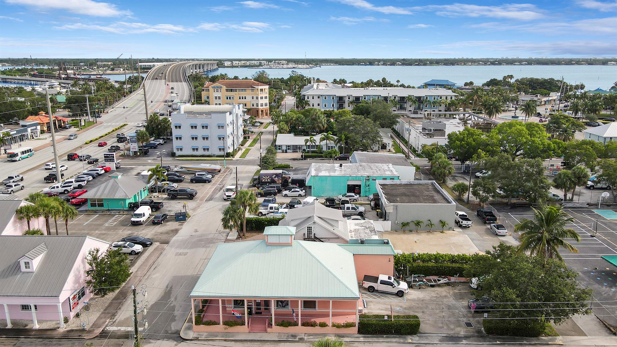 315 Sw Ocean Boulevard Property Photo 7
