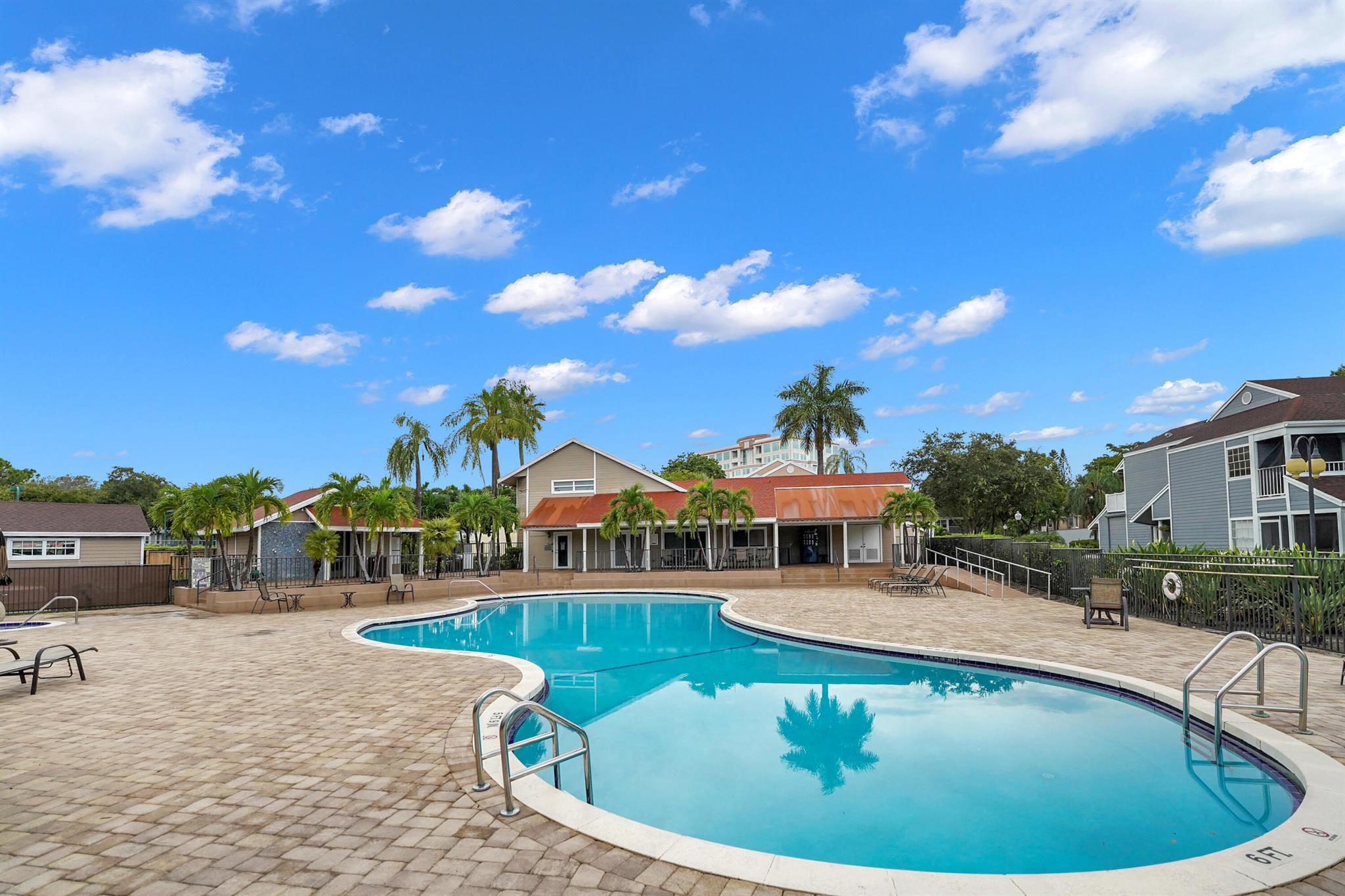 5254 Sapphire Valley Property Photo 1