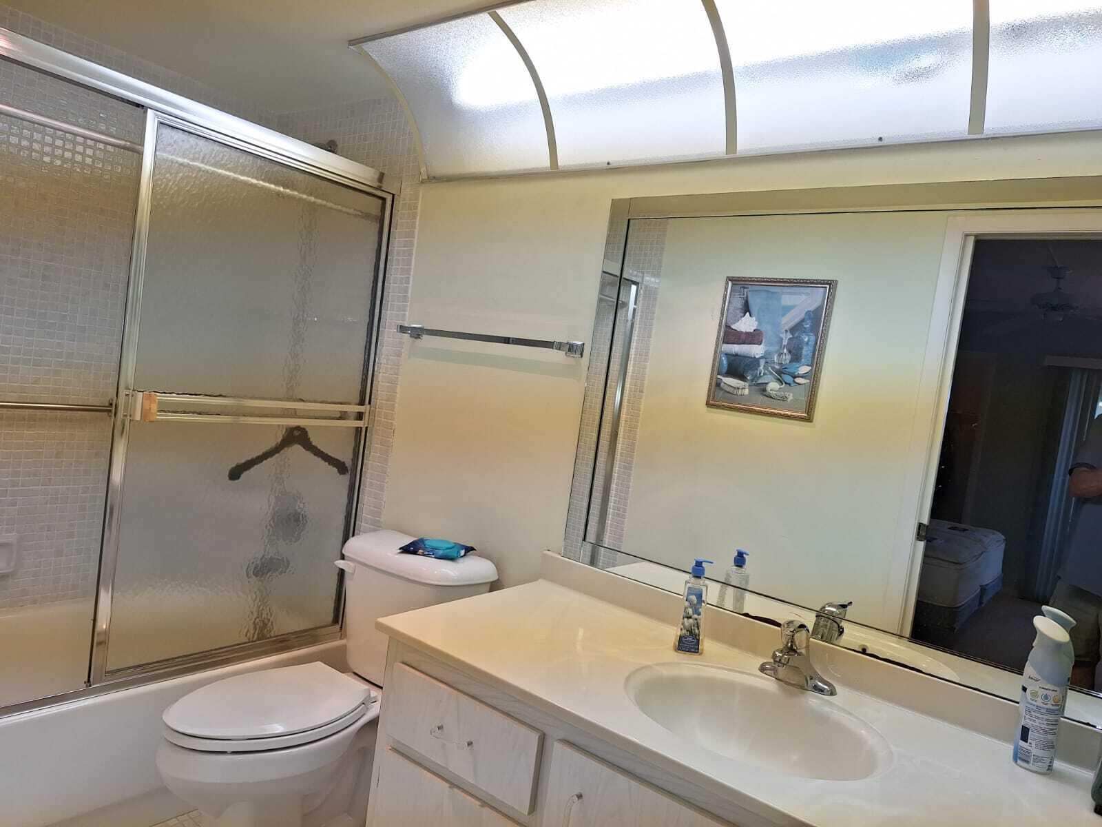 3033 Wolverton B Property Photo 8