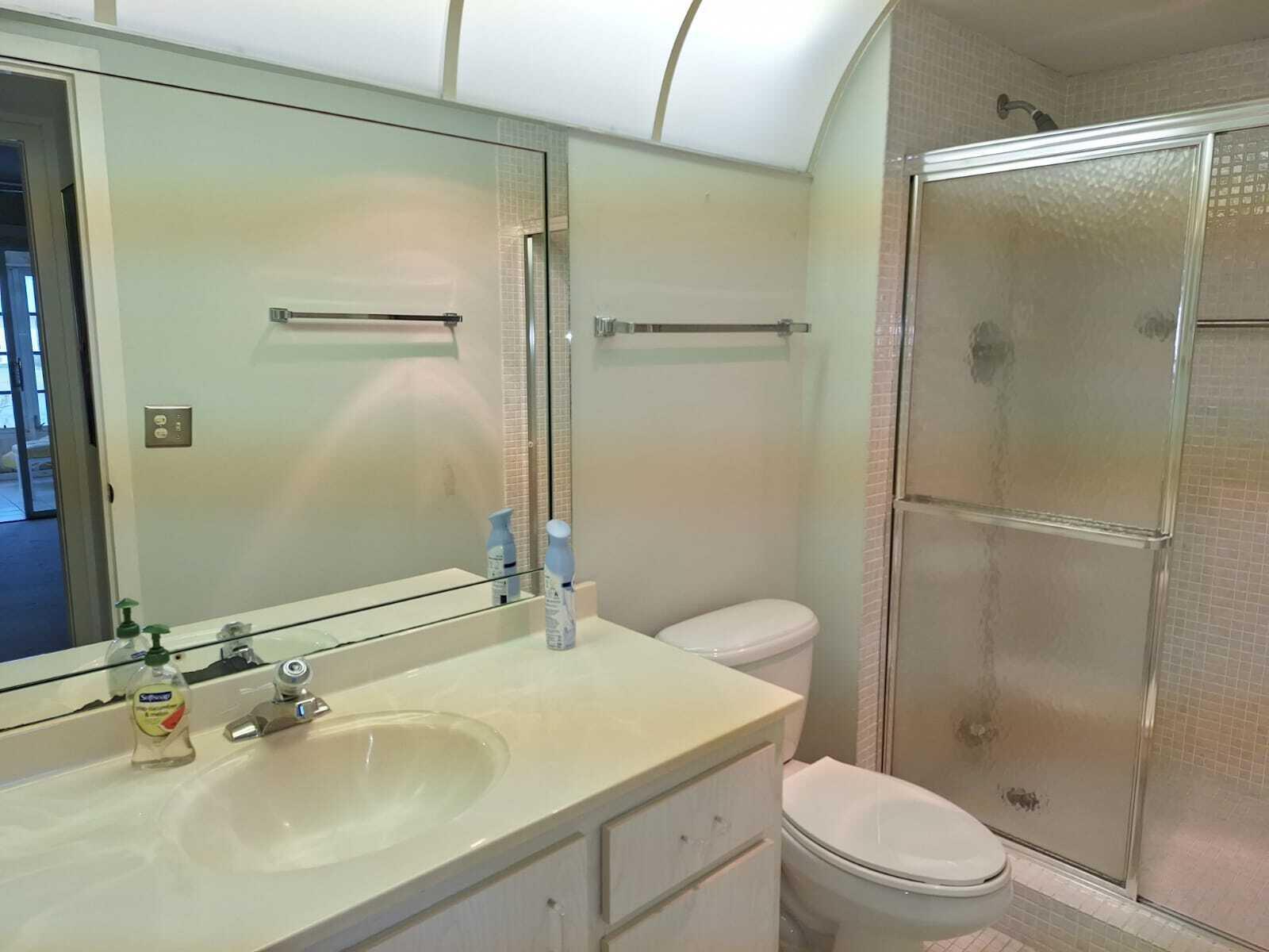 3033 Wolverton B Property Photo 12