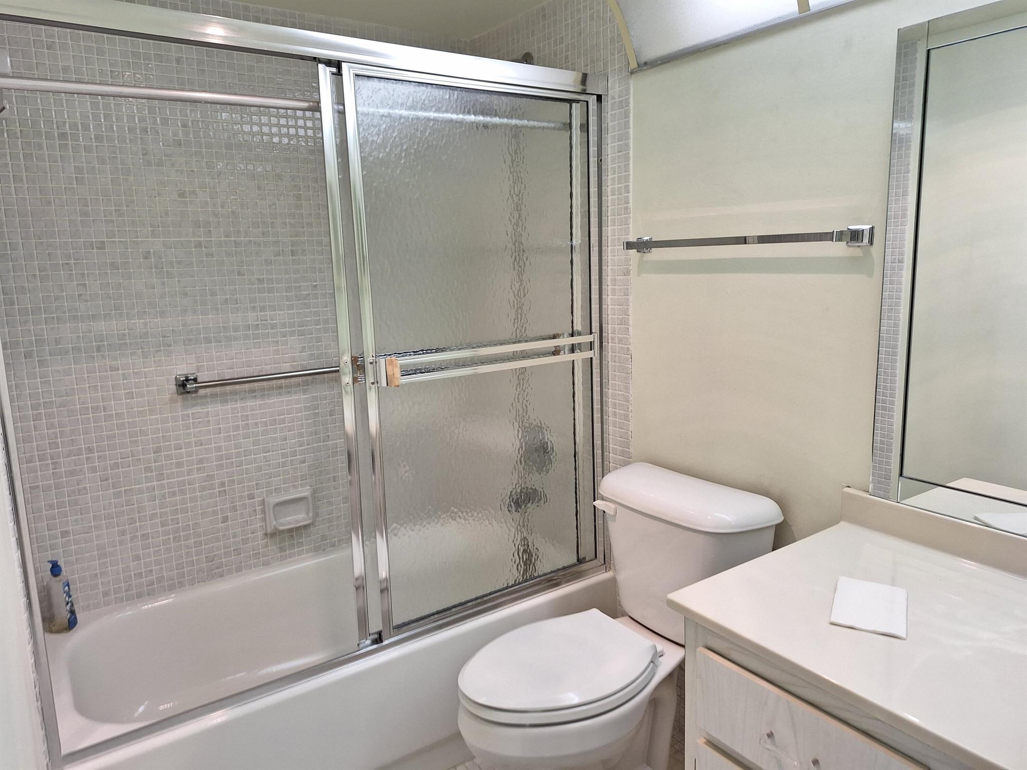 3033 Wolverton B Property Photo 32