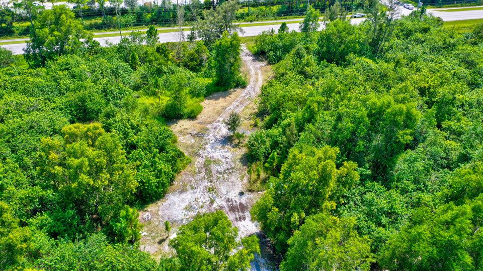 Xxx Okeechobee Boulevard Property Photo 14