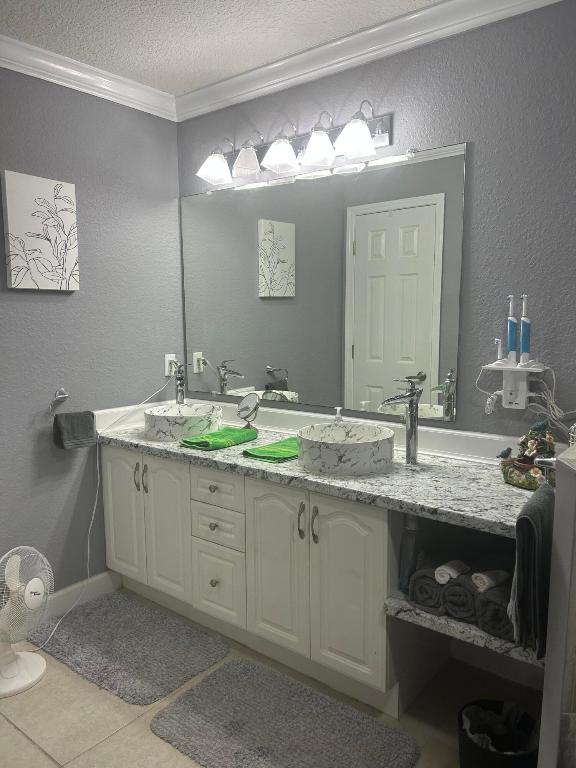 4208 Se 27th Street Property Photo 5