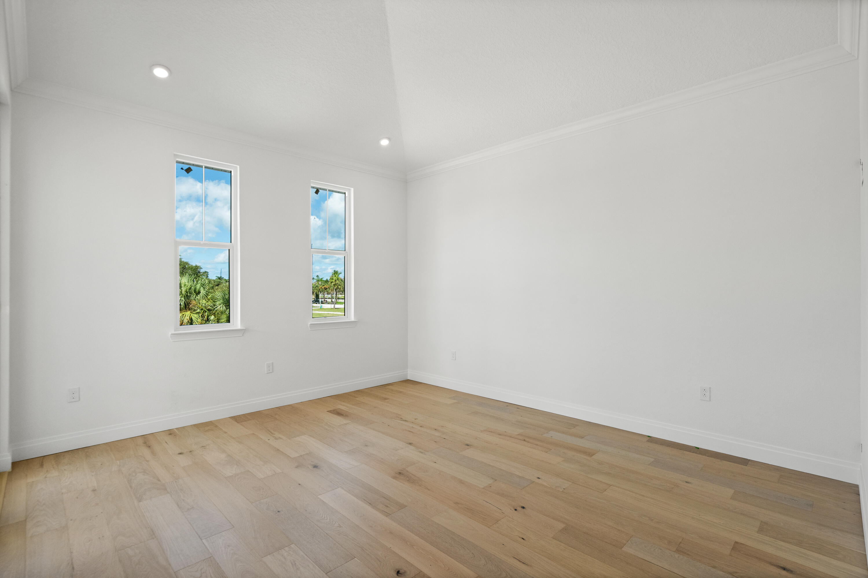 125 A E Backus Avenue 9 Property Photo 10