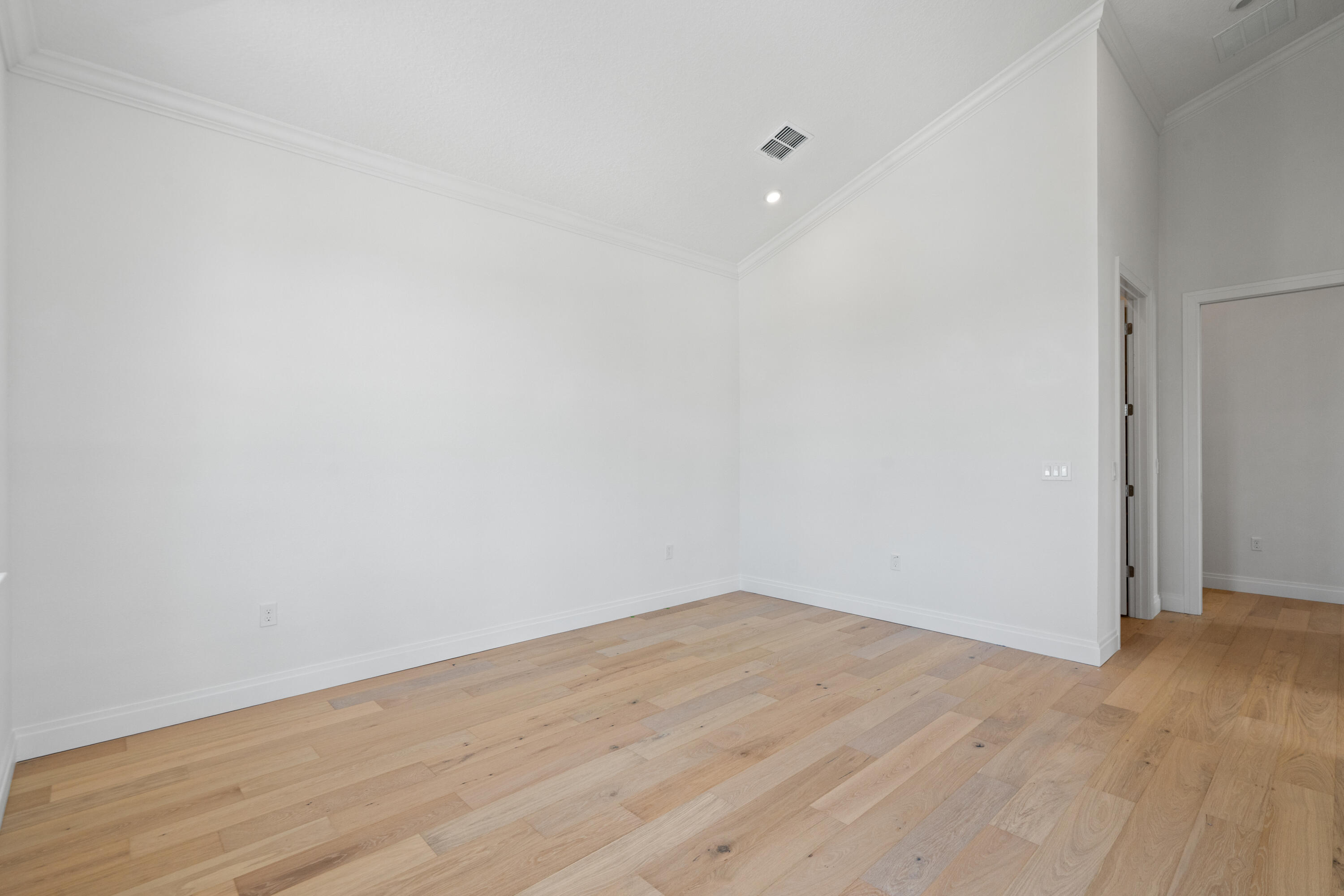 125 A E Backus Avenue 9 Property Photo 11