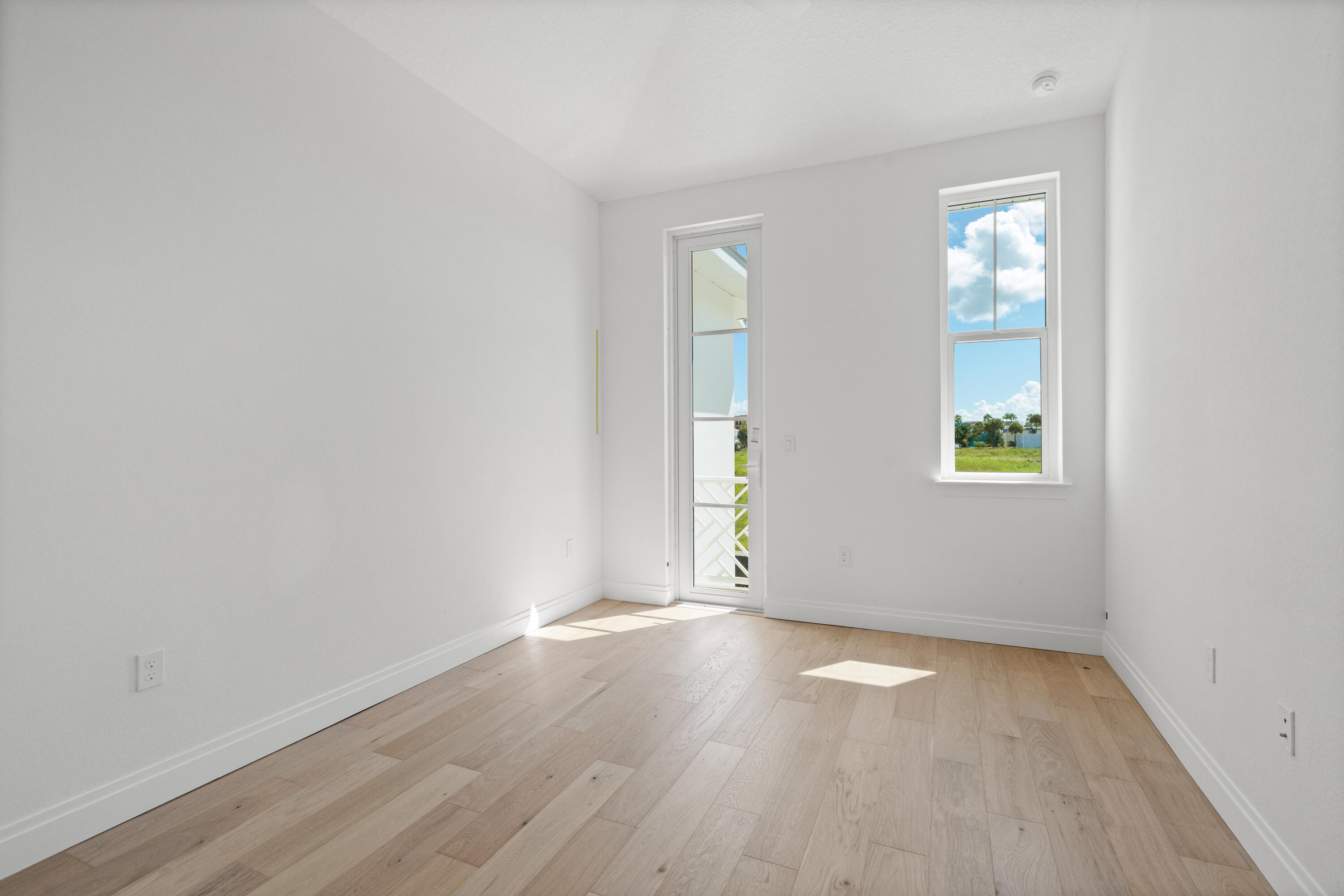 125 A E Backus Avenue 9 Property Photo 36