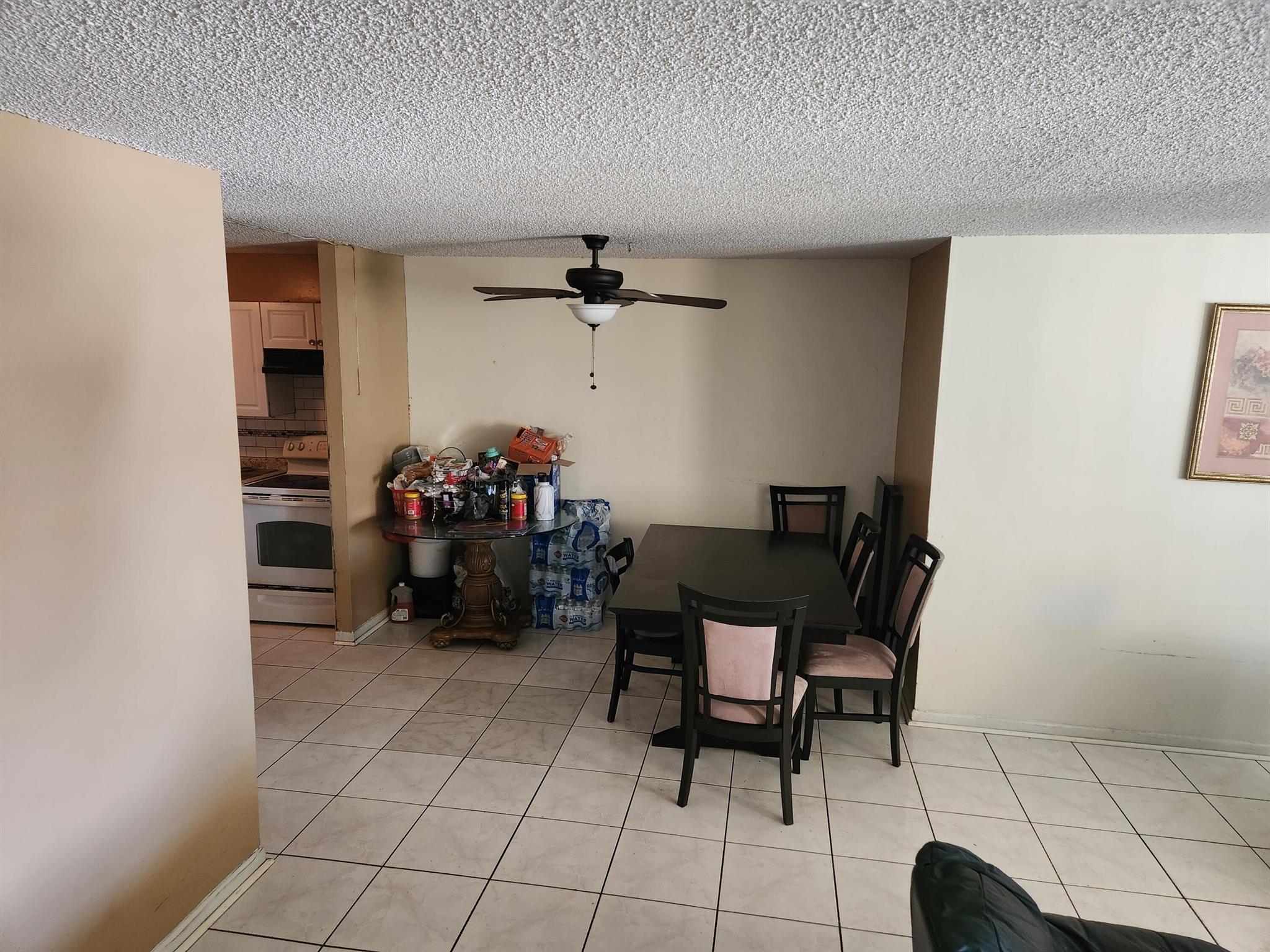 850 E Commercial Boulevard 115b Property Photo 4