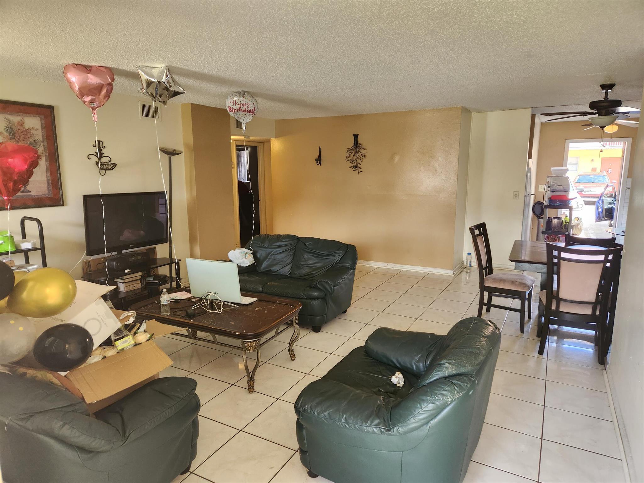 850 E Commercial Boulevard 115b Property Photo 5
