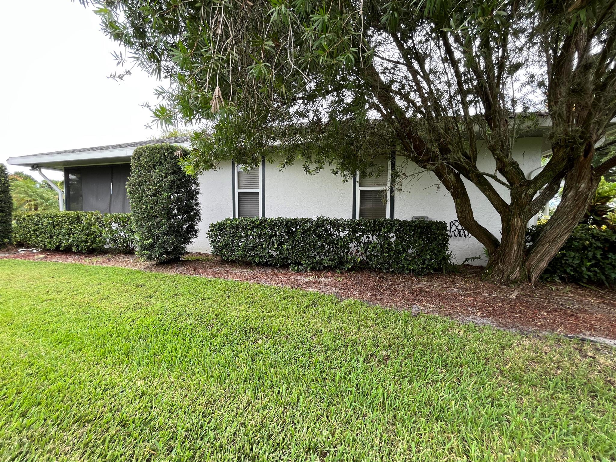4338 Gator Trace Circle Property Photo 3