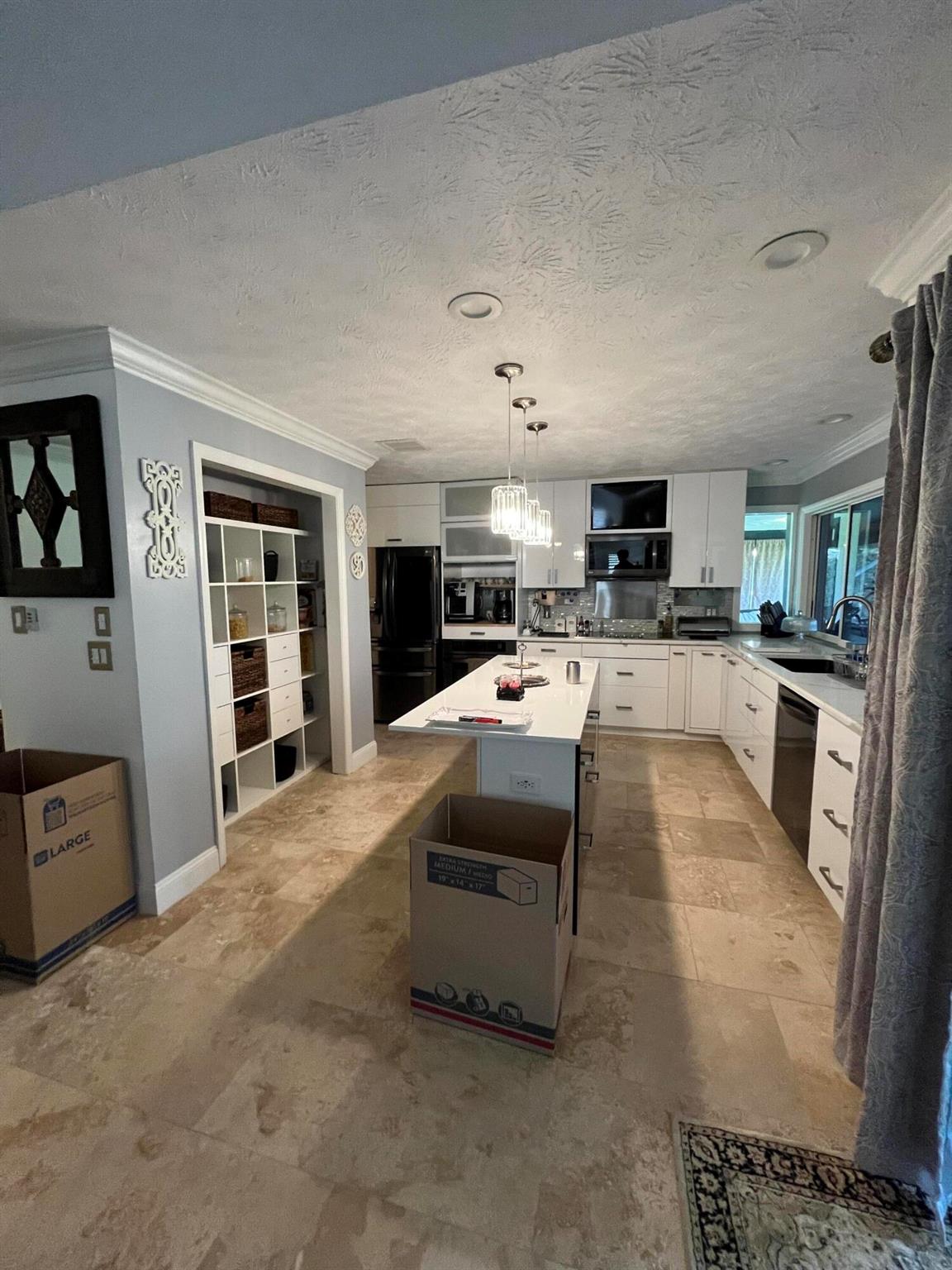 4338 Gator Trace Circle Property Photo 6