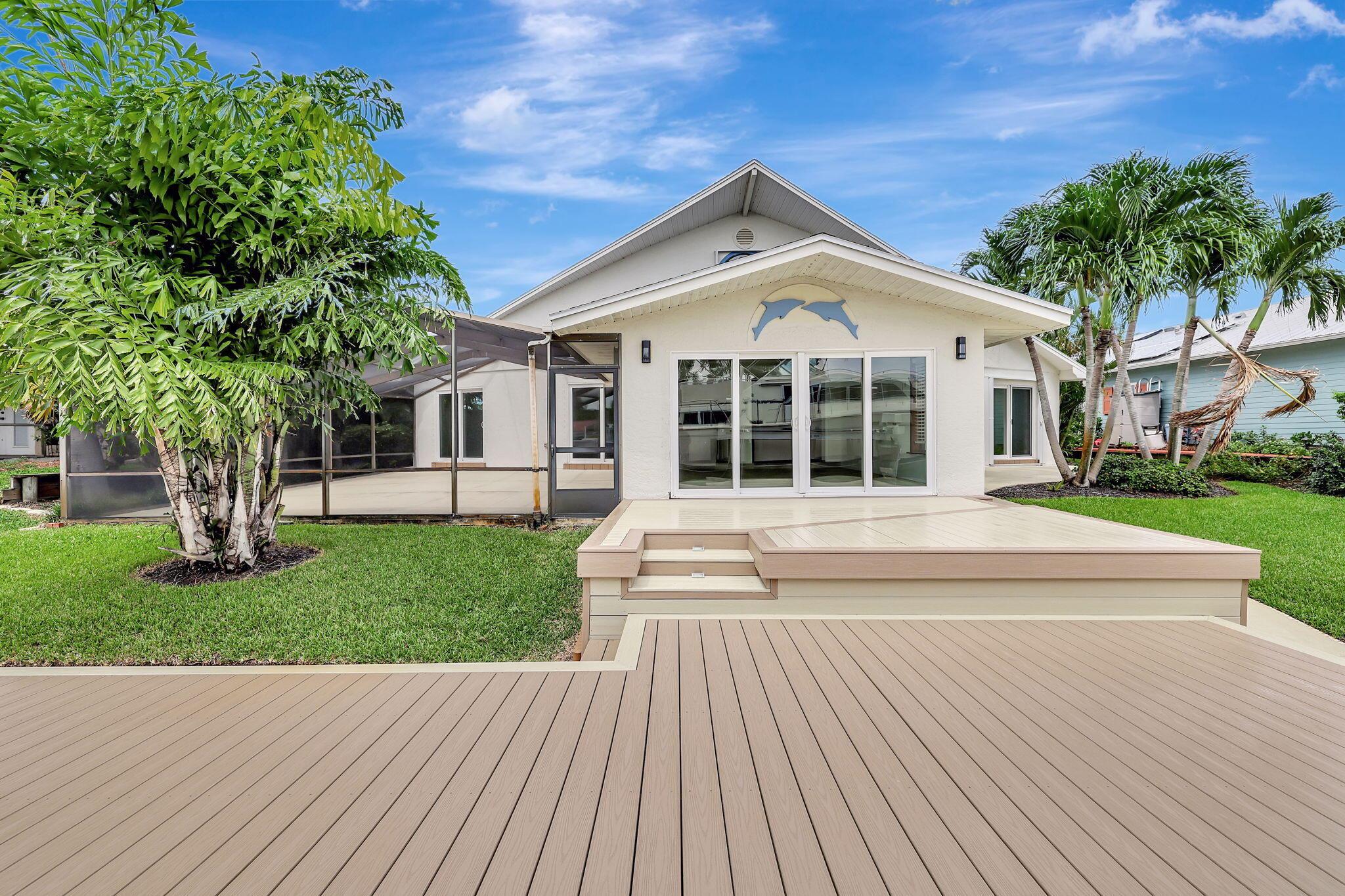 255 Bermuda Beach Drive Property Photo 10