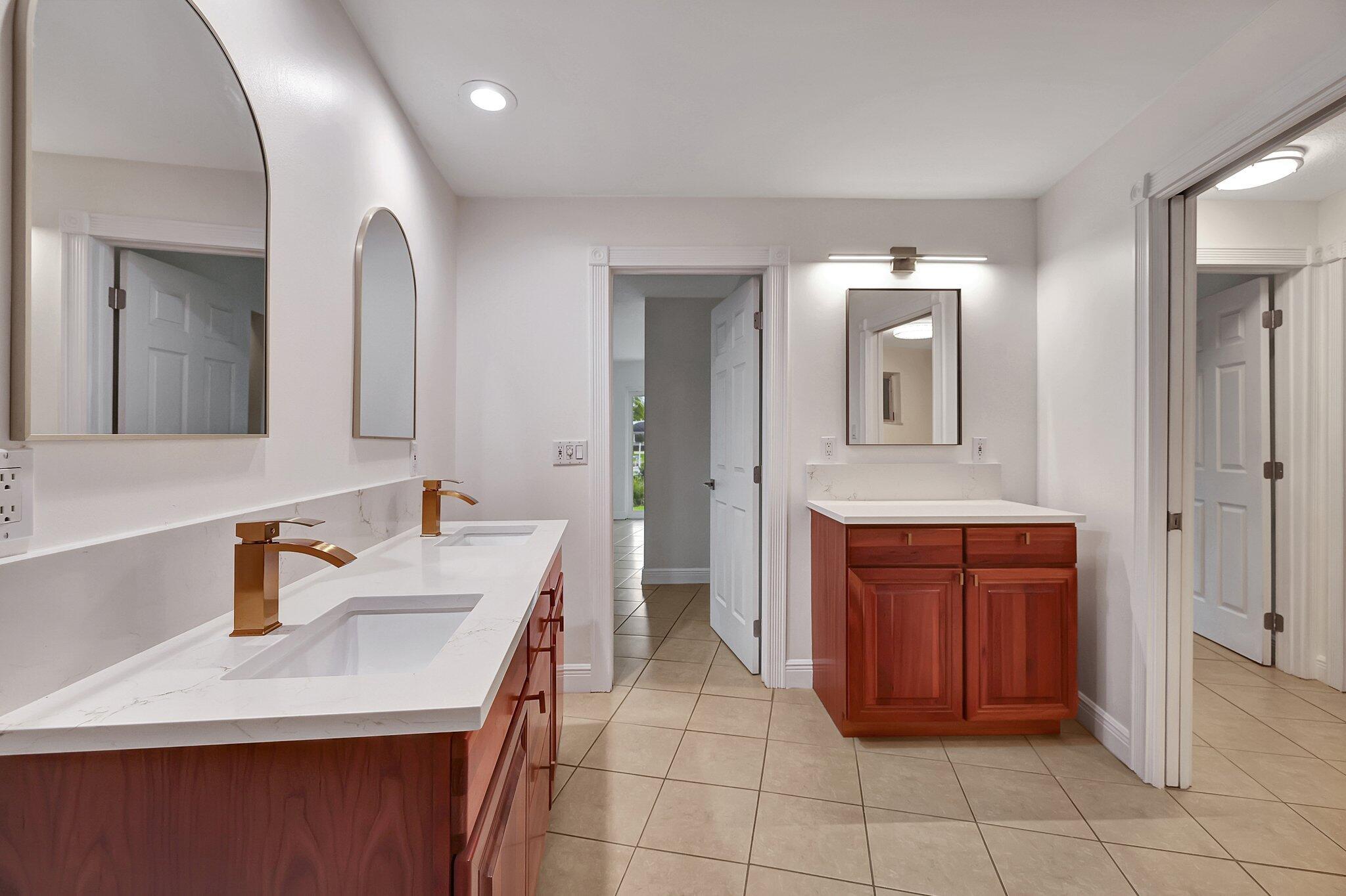 255 Bermuda Beach Drive Property Photo 20