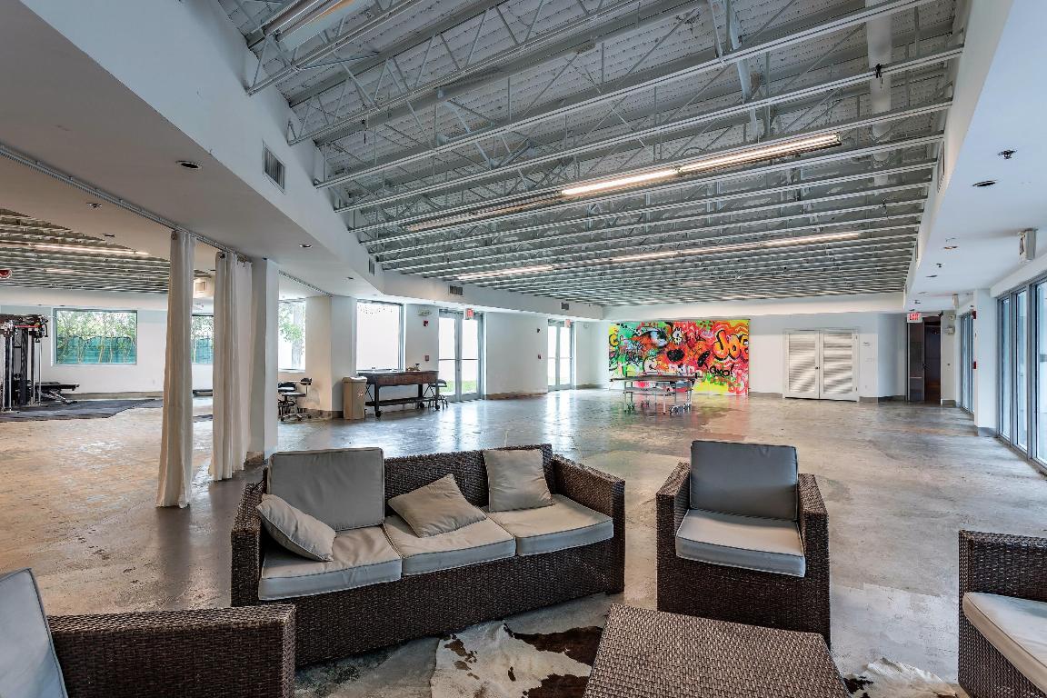 5020 Biscayne Boulevard Property Photo 7