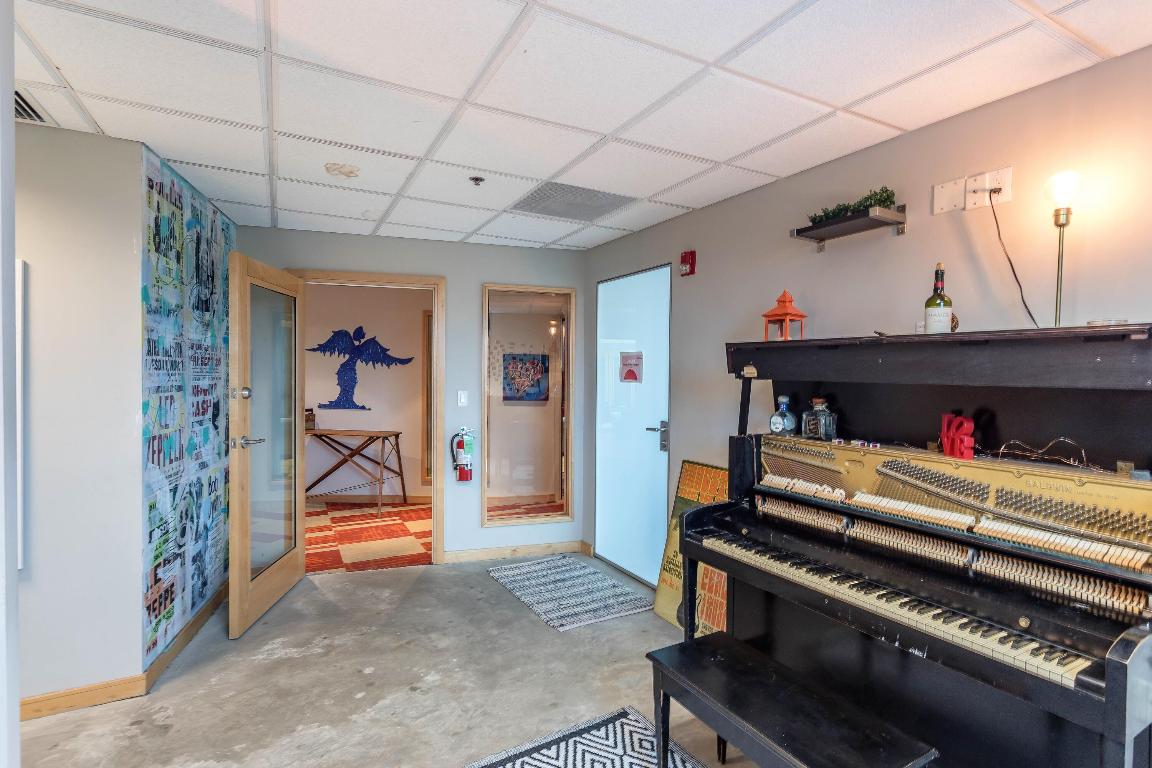 5020 Biscayne Boulevard Property Photo 8