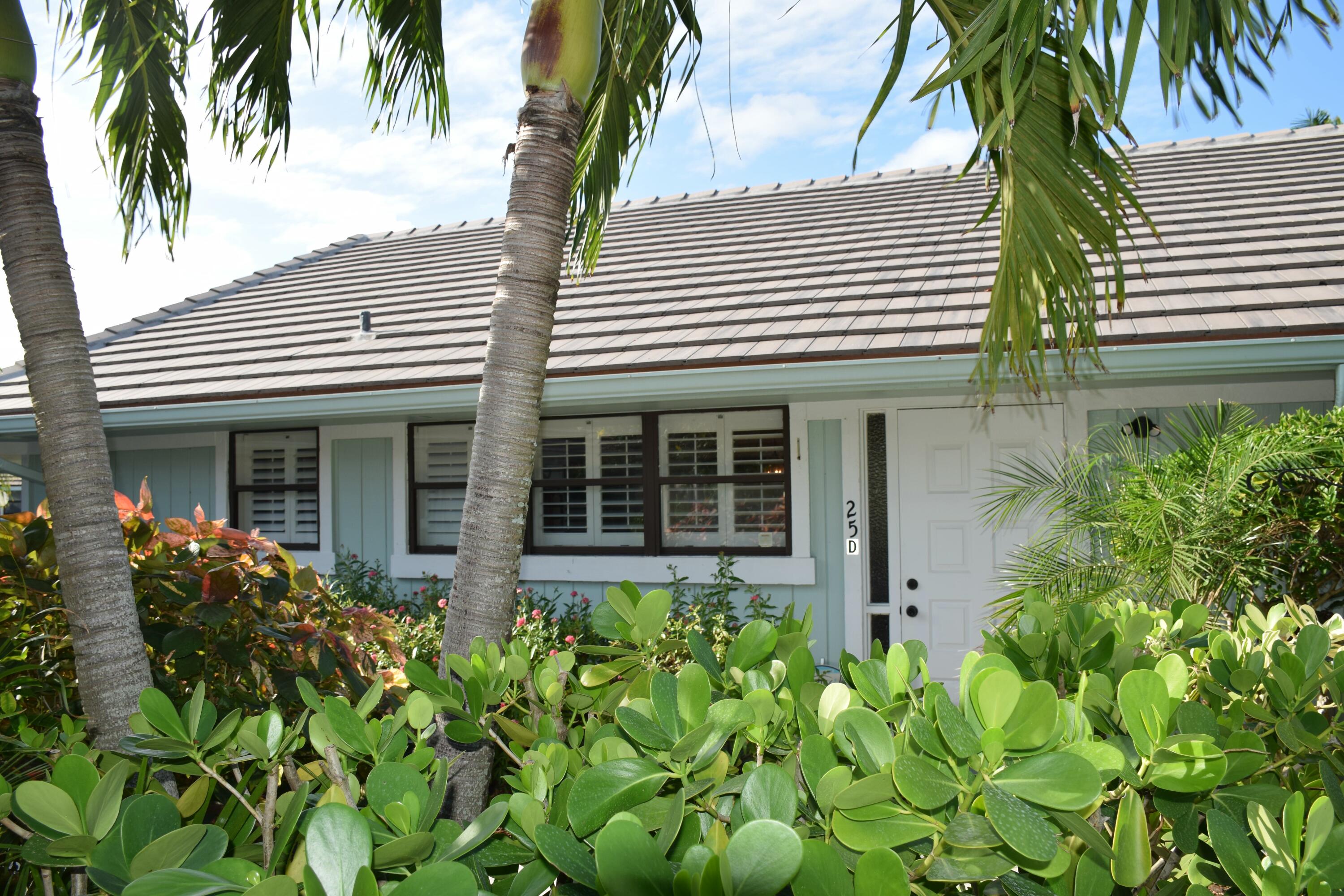 1127 E Seminole Avenue E 25 D Property Photo 4
