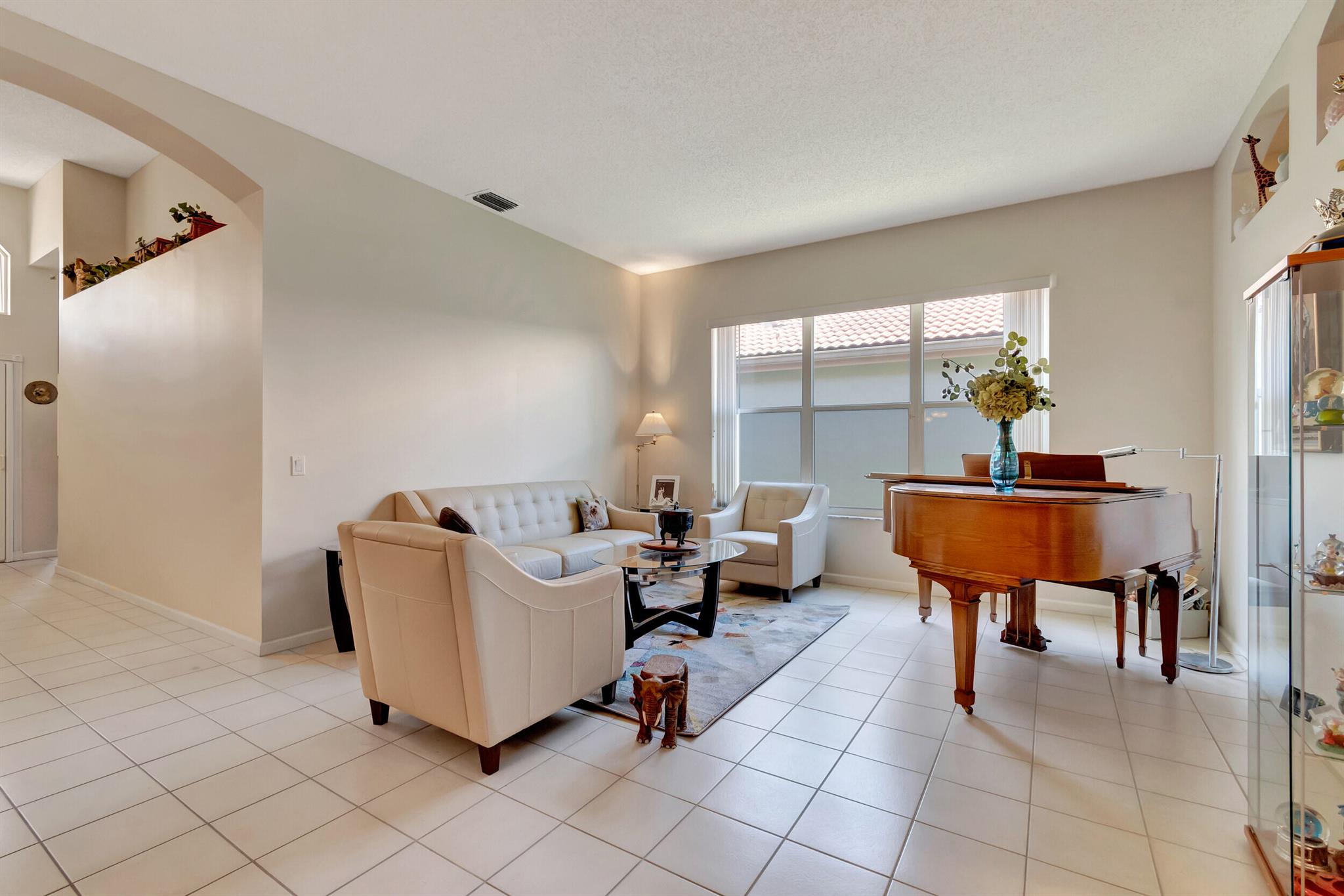 7903 Samara Street Property Photo 6