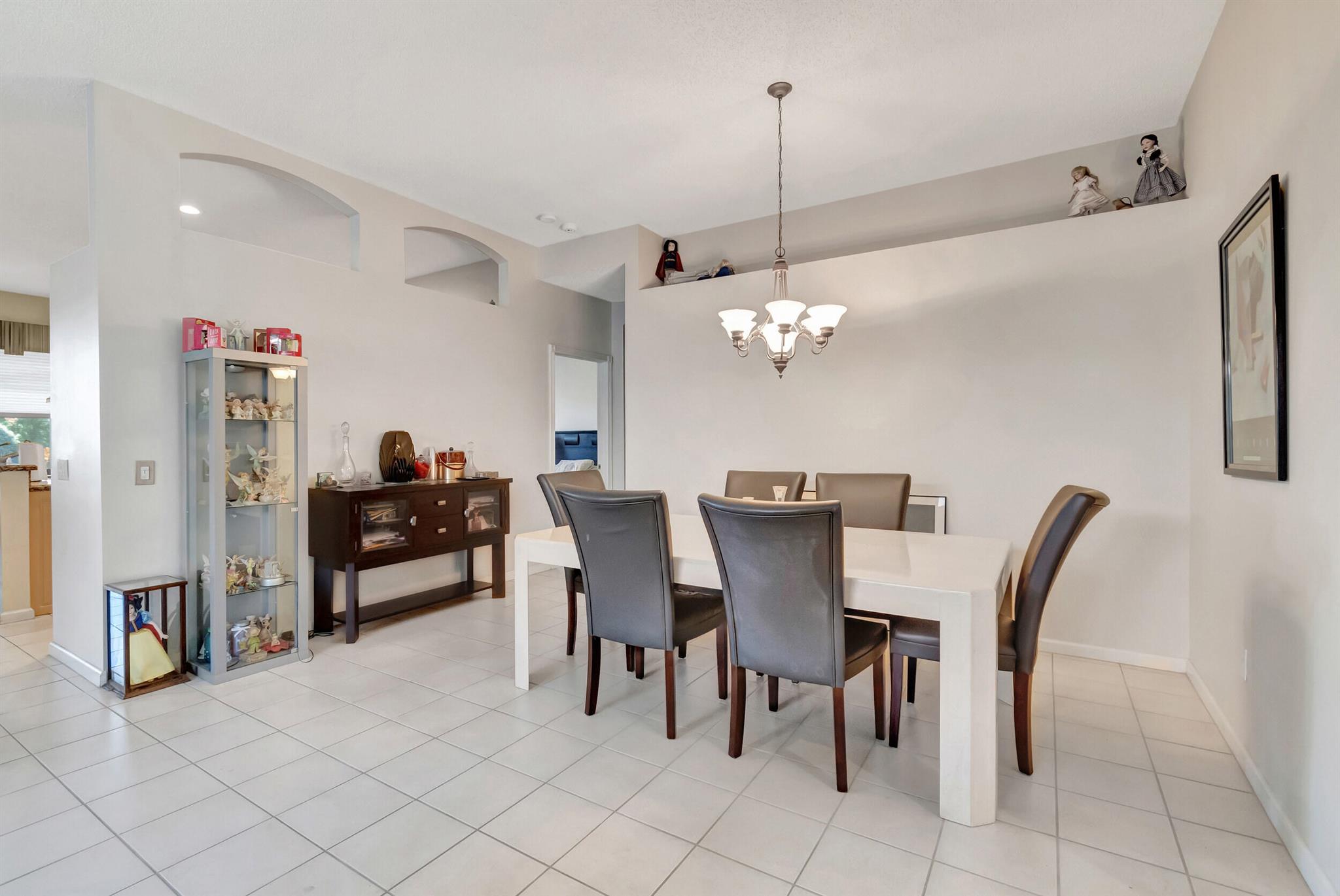 7903 Samara Street Property Photo 10