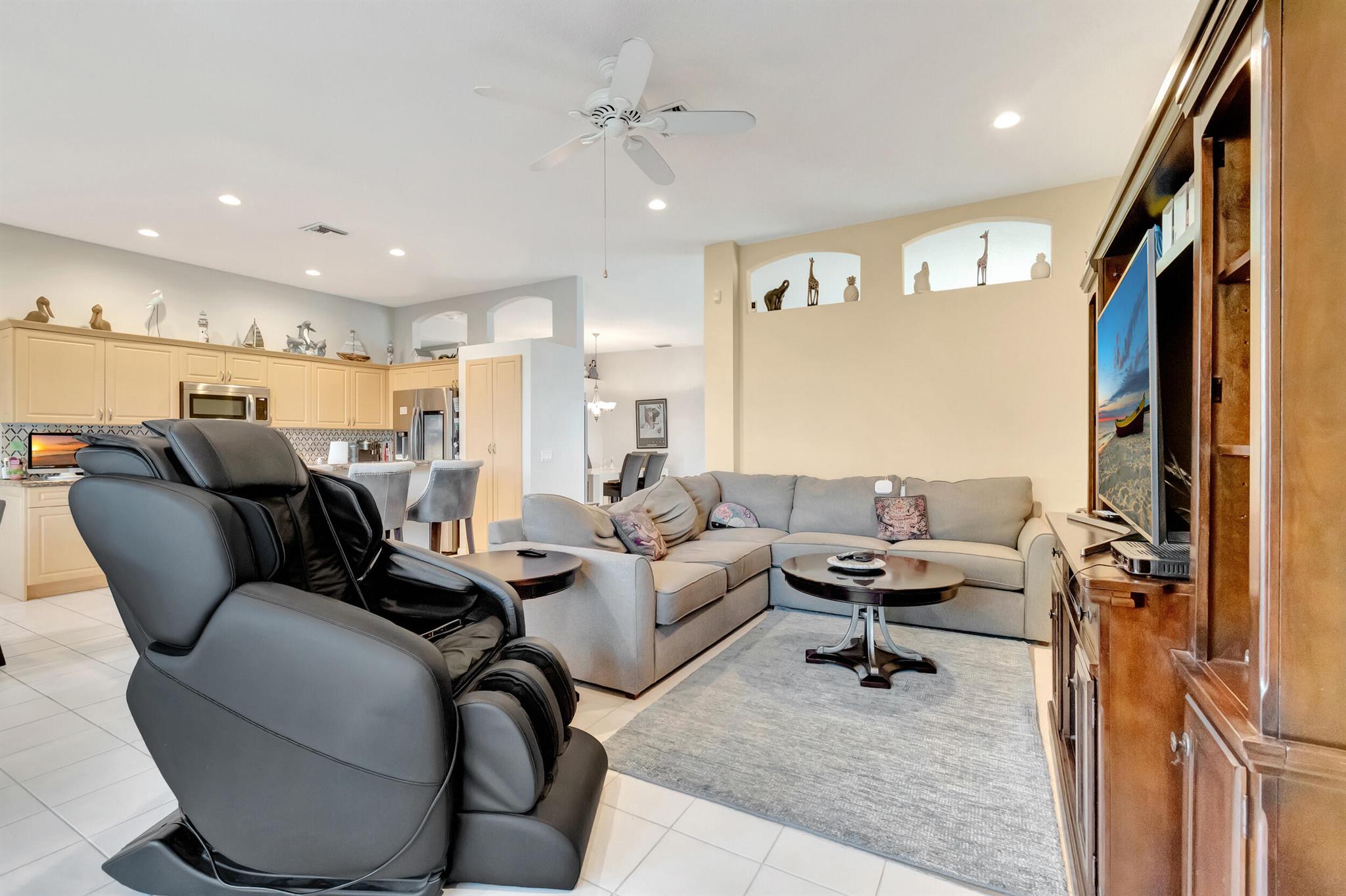 7903 Samara Street Property Photo 16