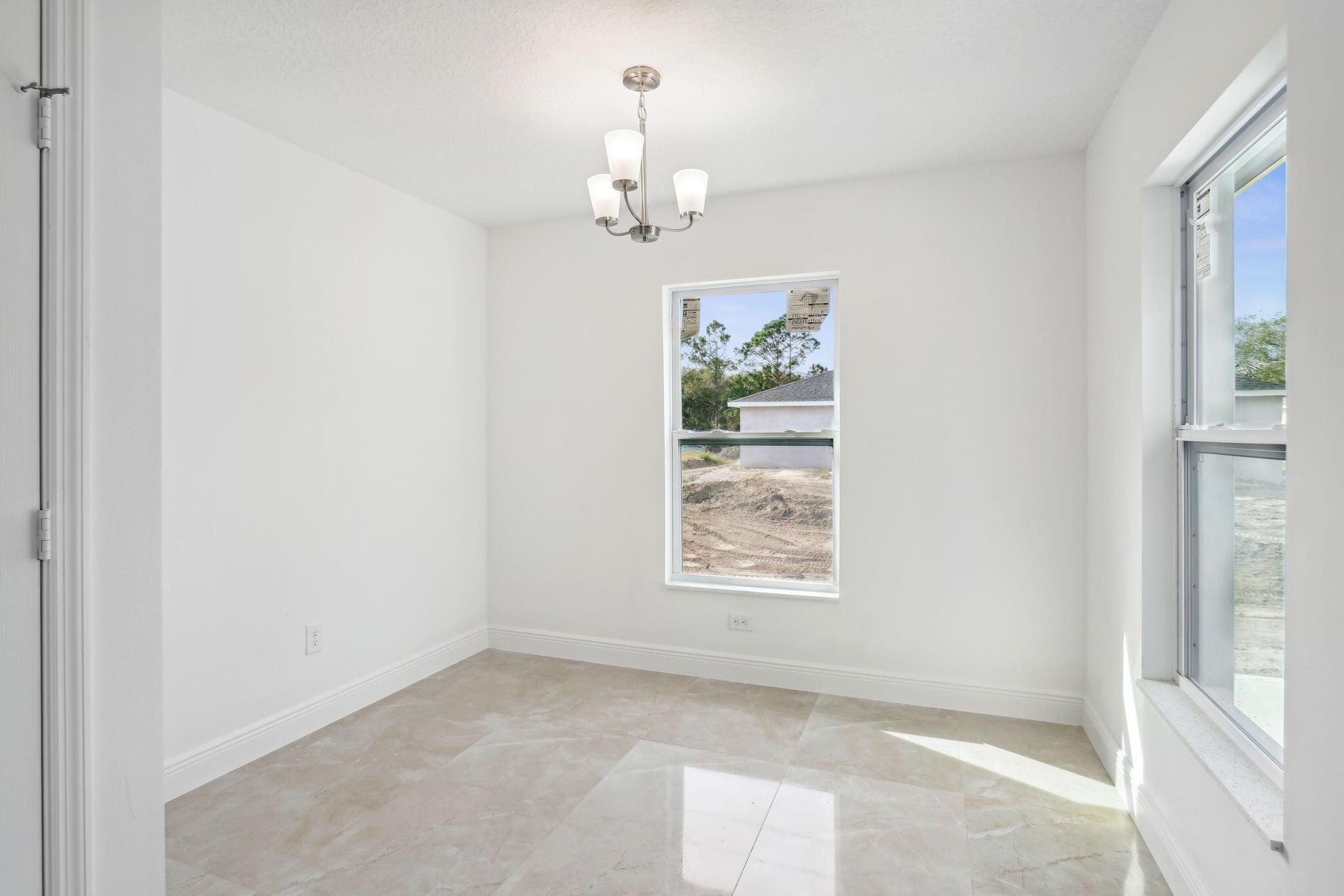 7815 105th Avenue Property Photo 11