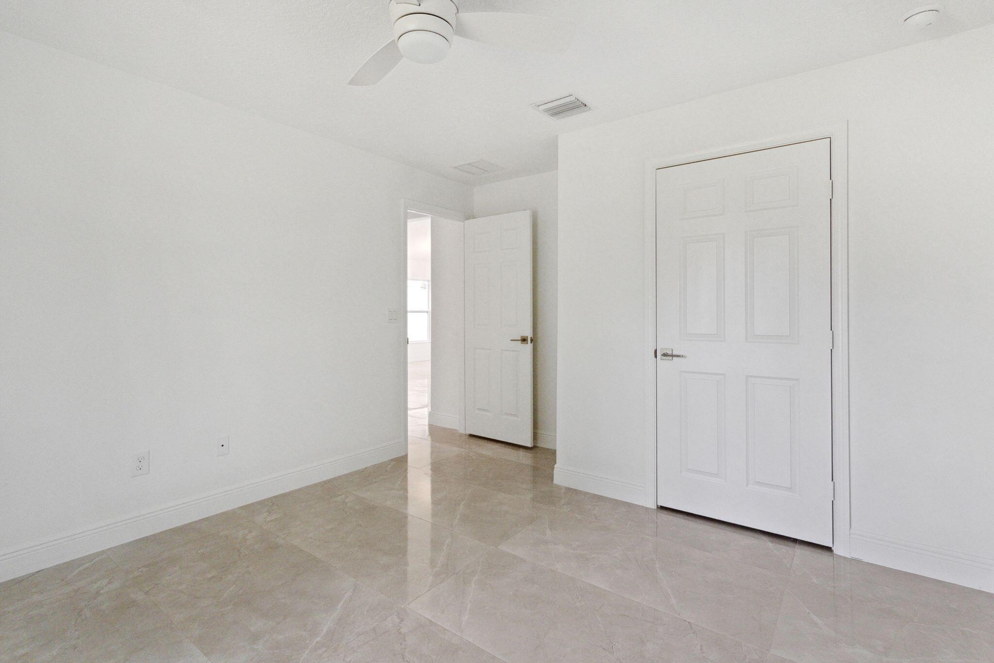 7815 105th Avenue Property Photo 12