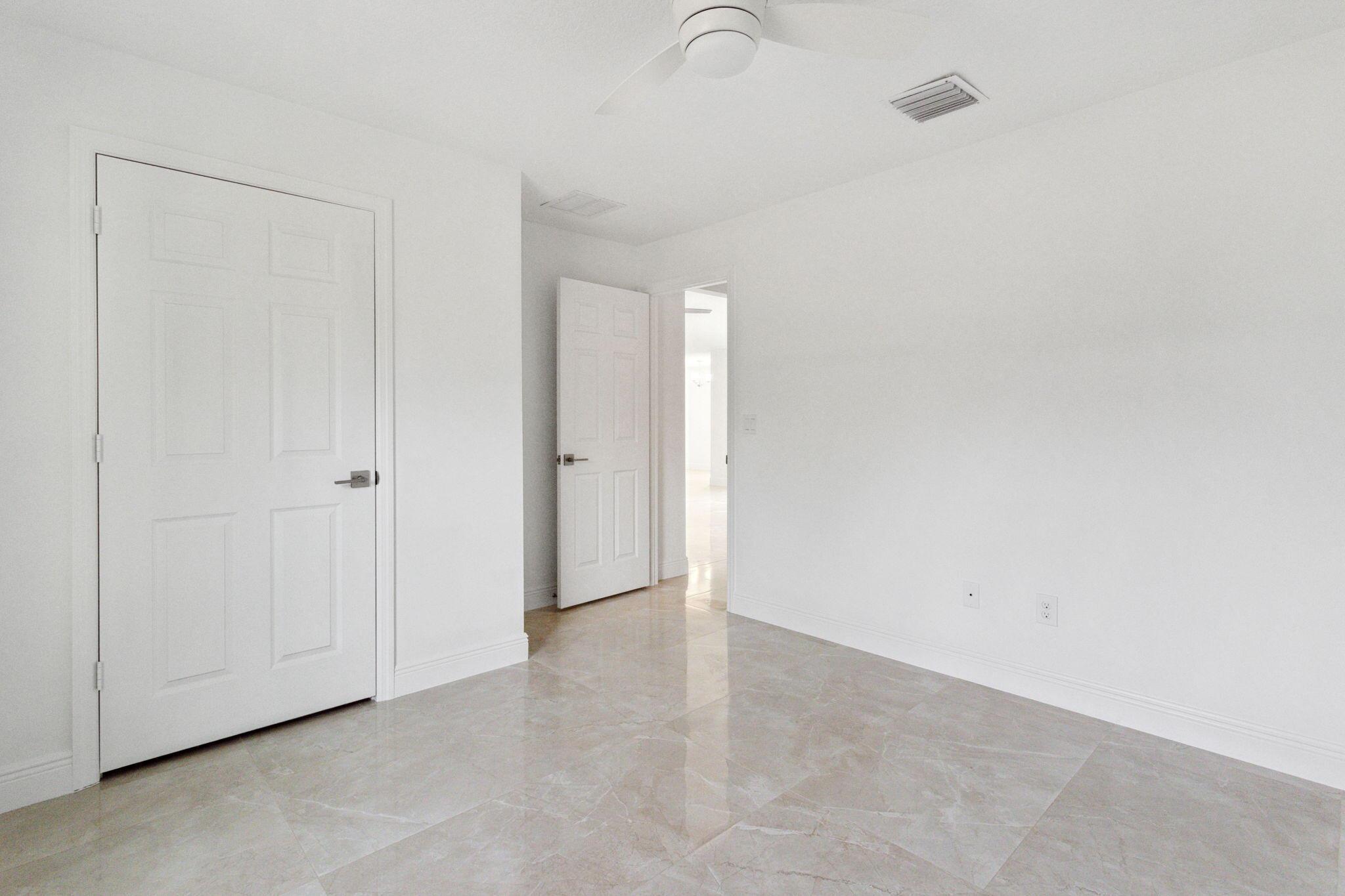 7815 105th Avenue Property Photo 13