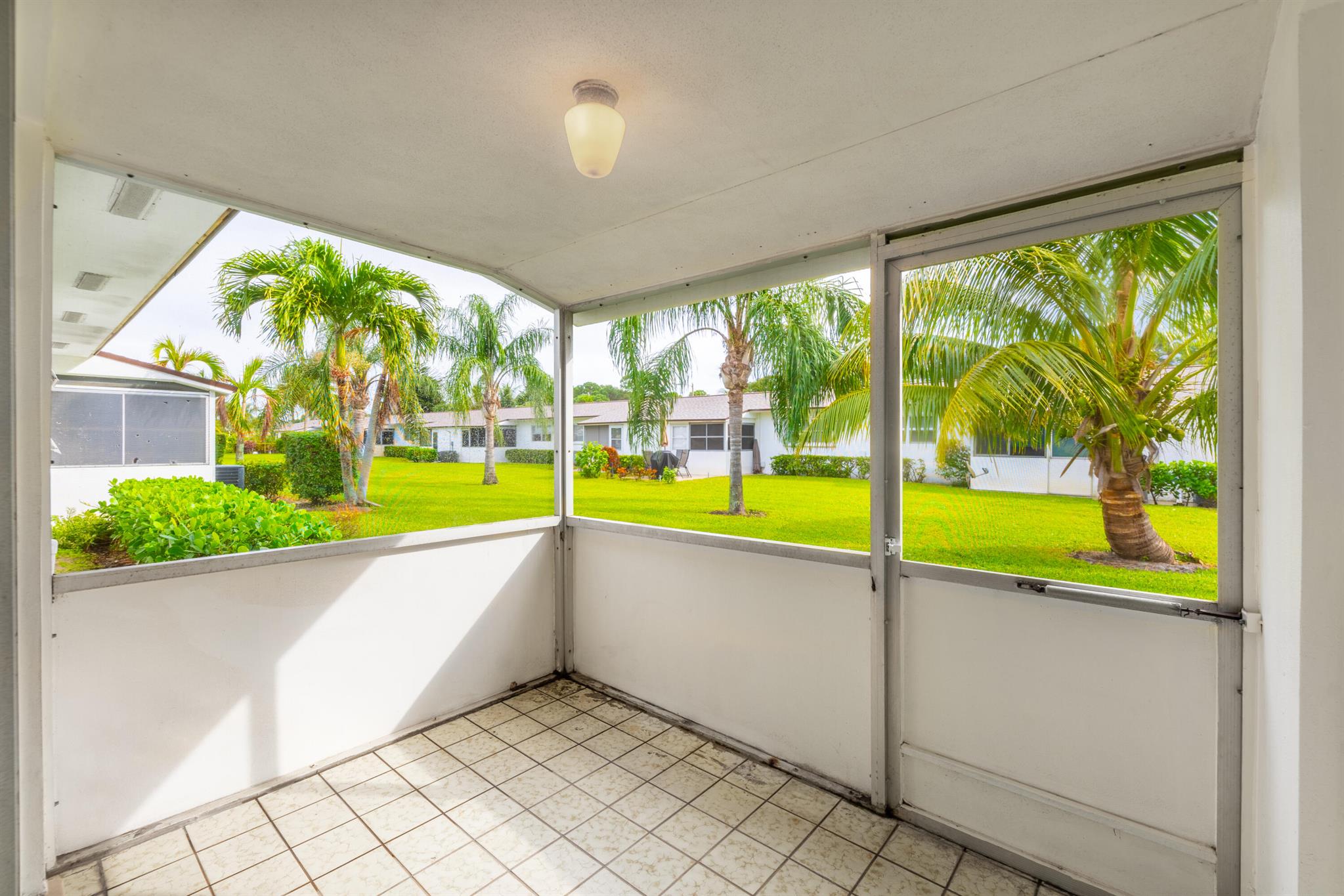 2930 Crosley Drive E I Property Photo 12