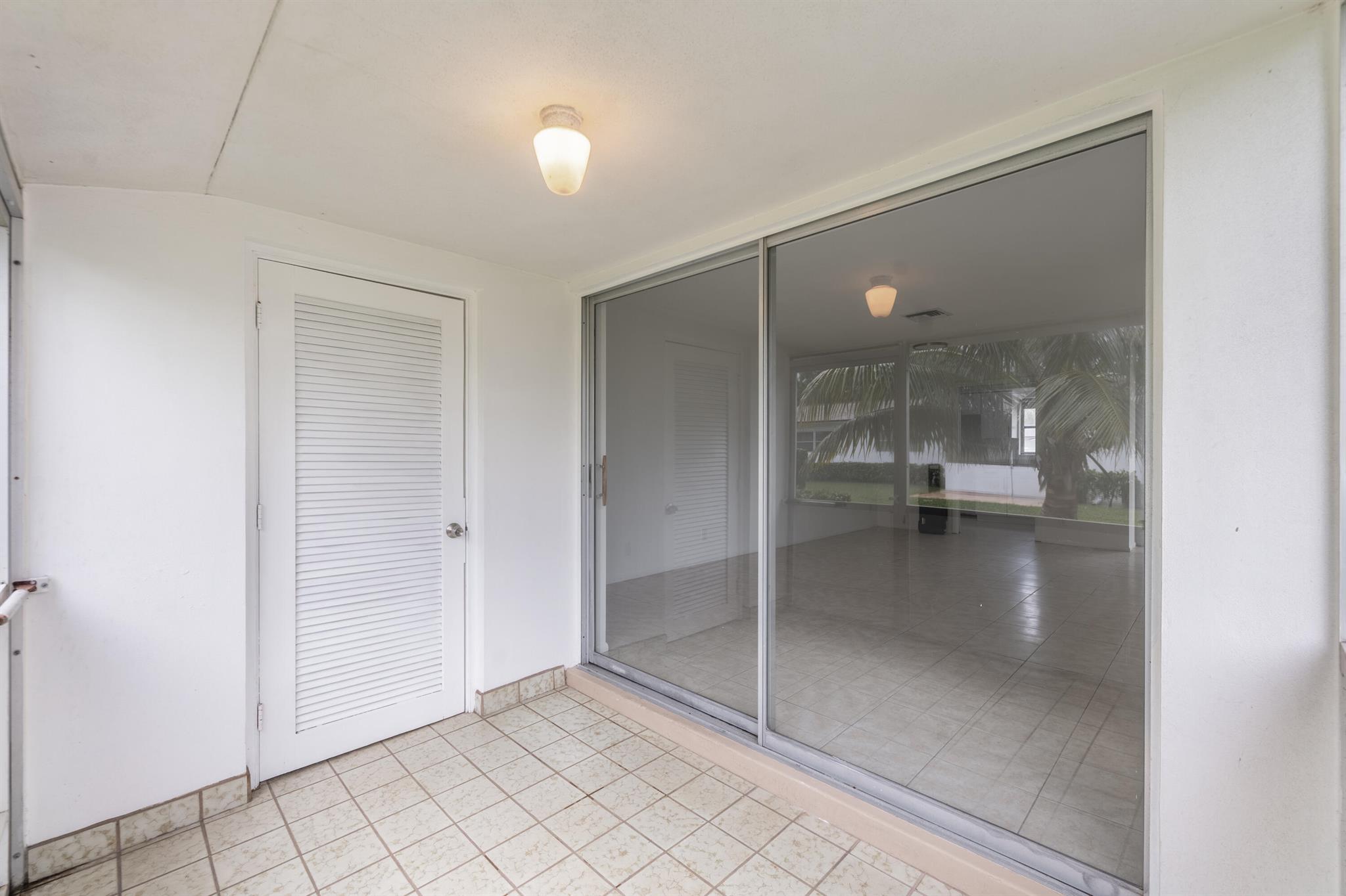 2930 Crosley Drive E I Property Photo 13