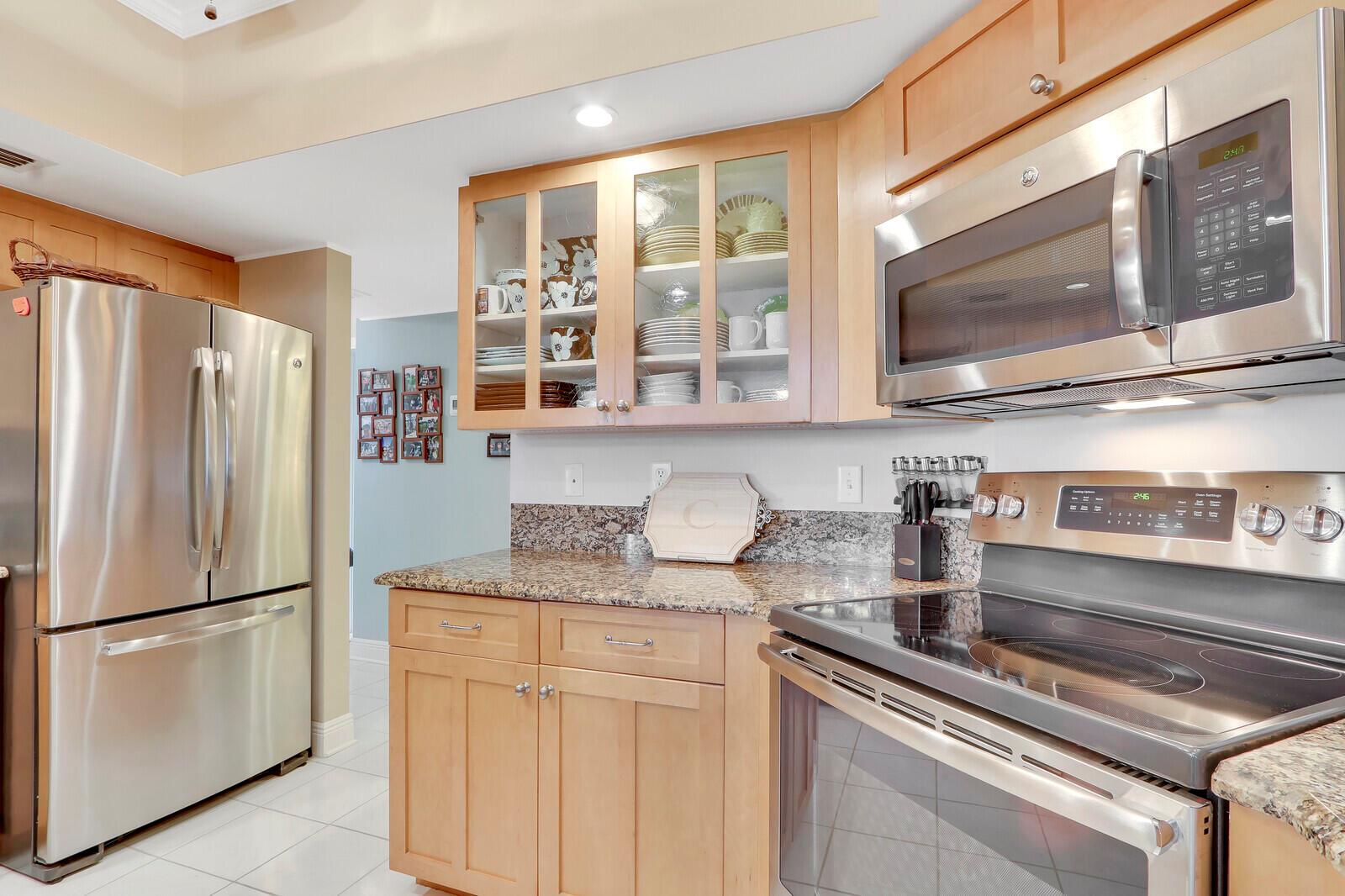 405 Sea Oats Drive B Property Photo 13