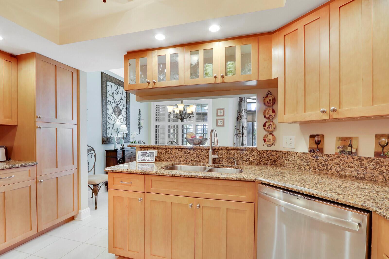 405 Sea Oats Drive B Property Photo 14