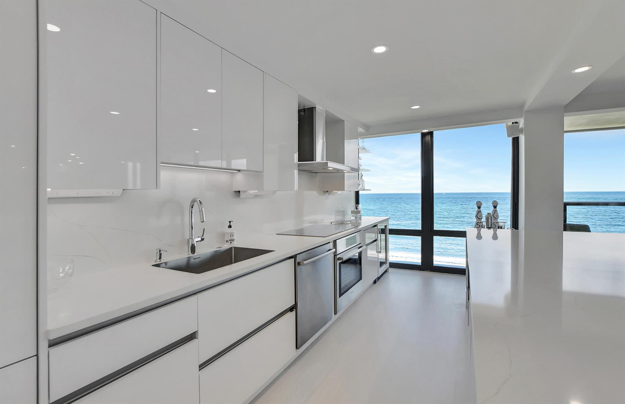250 S Ocean Boulevard 3c Property Photo 5