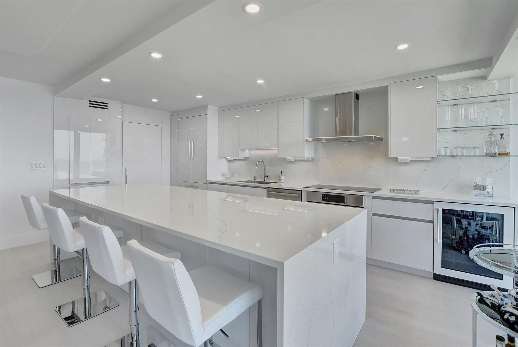 250 S Ocean Boulevard 3c Property Photo 6