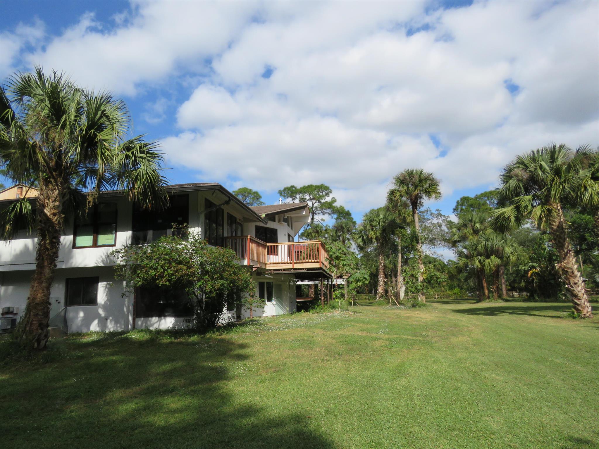 1464 Gallop Drive Property Photo 18