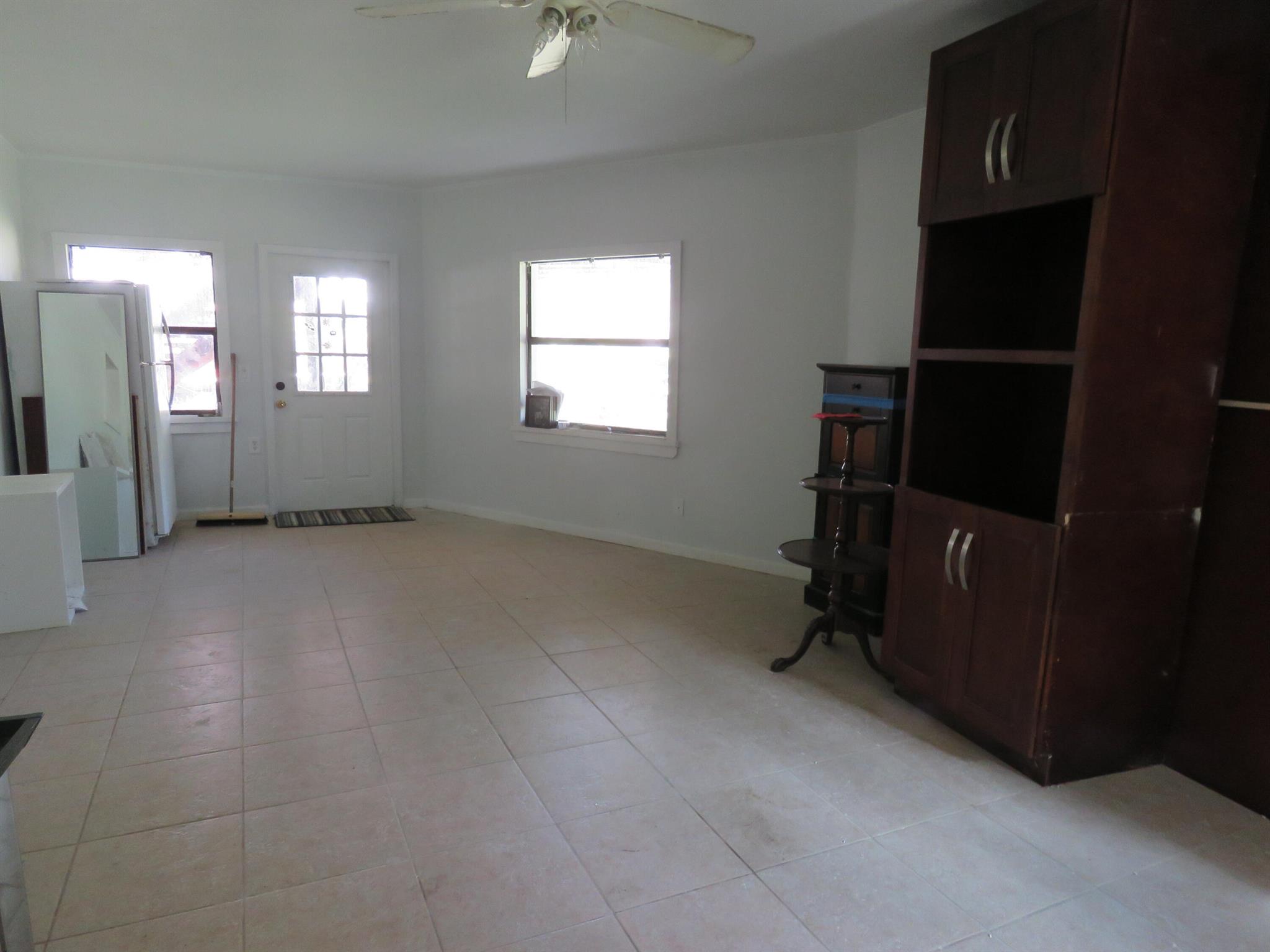 1464 Gallop Drive Property Photo 20