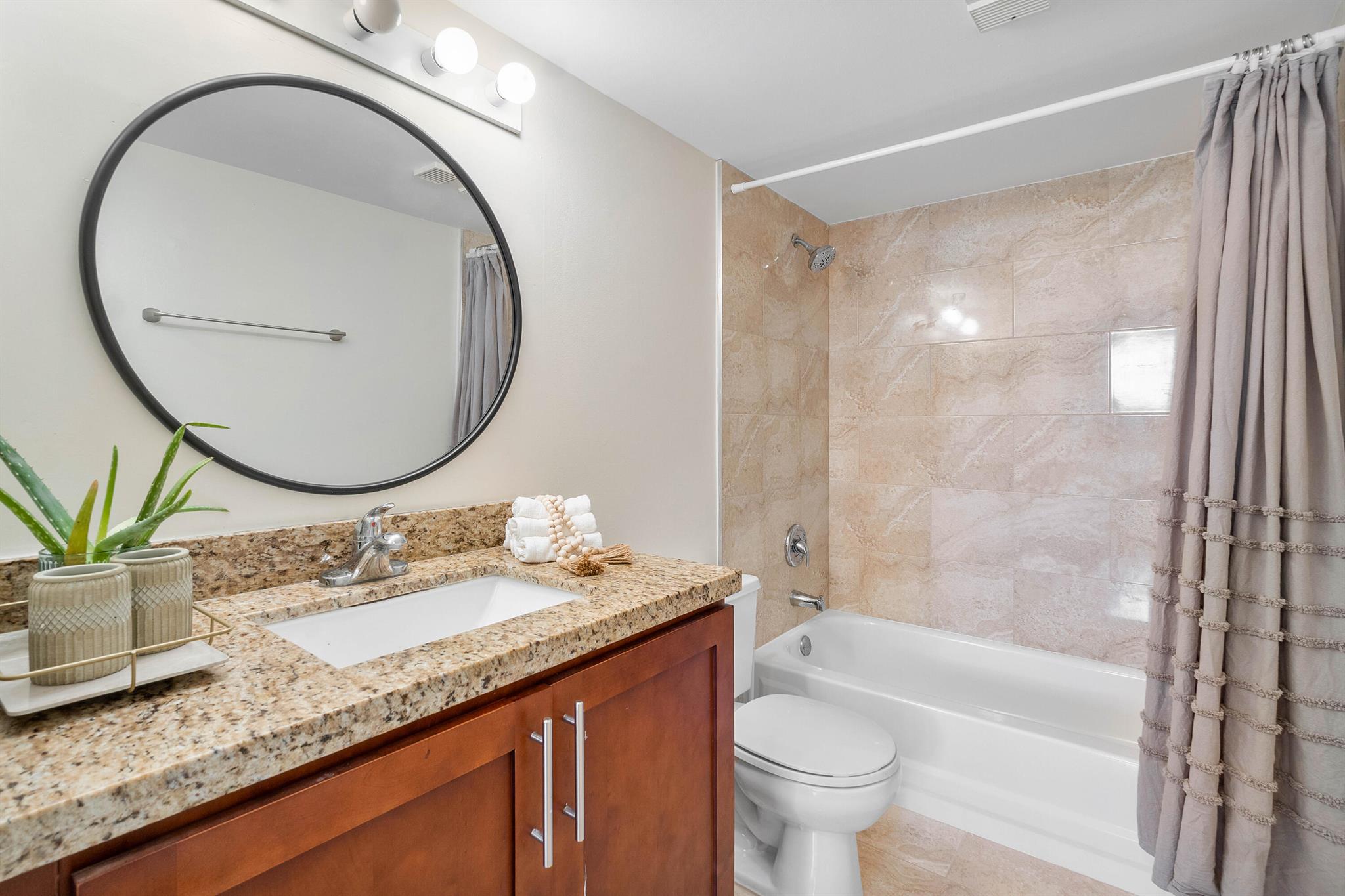 120 Yacht Club Way 103 Property Photo 17