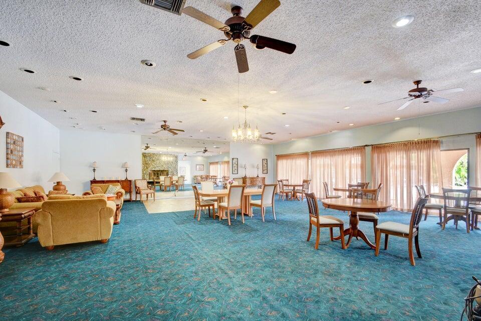 5985 Forest Hill Boulevard 203 Property Photo 14
