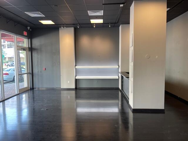 124 N Breakwater Court Property Photo 3