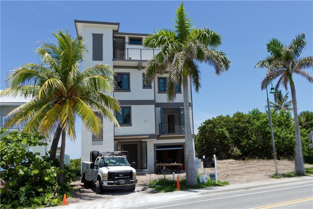 422 S Ocean Drive Property Photo 1