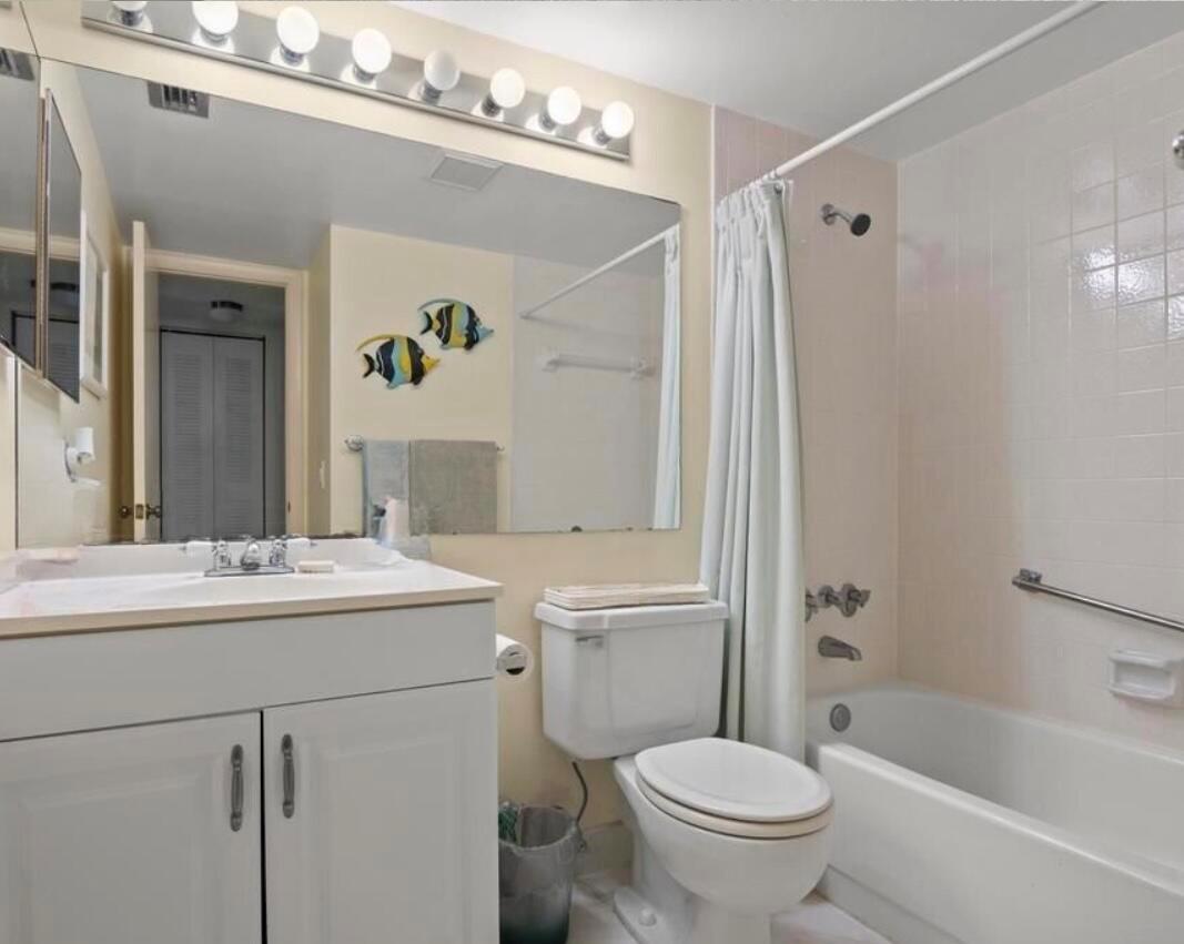 315 Knotty Pine Circle B1 Property Photo 5